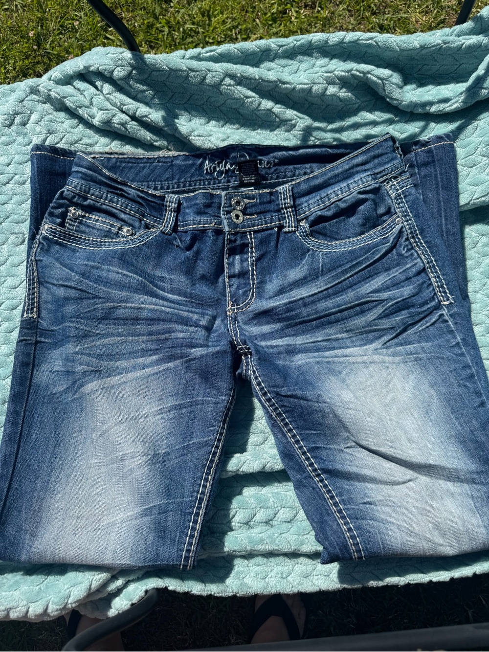 Ariya Faded Blue Embroidered Pocket Denim